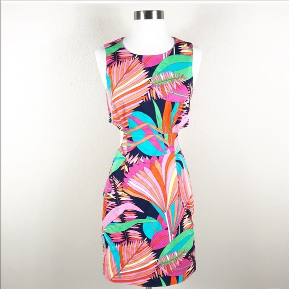 Trina Turk Dresses & Skirts - Trina Turks open back dress